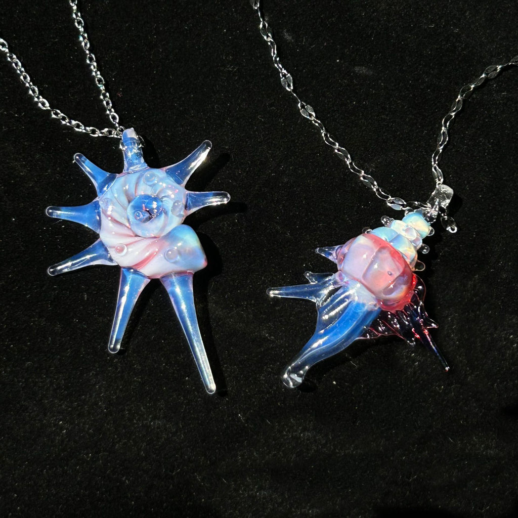 Slow Time Handcrafted Imported Glazed Conch Shell Imitation Pendant